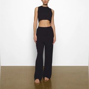 SKIMS Boyfriend Loose Wide Leg Pant in Onyx
